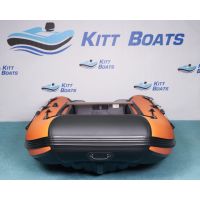 Лодка моторная килевая Kitt Boats 390 НДНД красно-черный